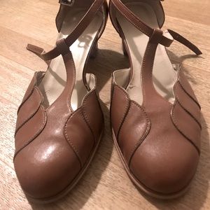 Vintage style dance shoes